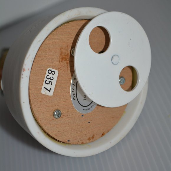 VTG Willitts The First Noel Baby Jesus Manger Christmas Rotating Music Box 6" - Picture 9 of 10